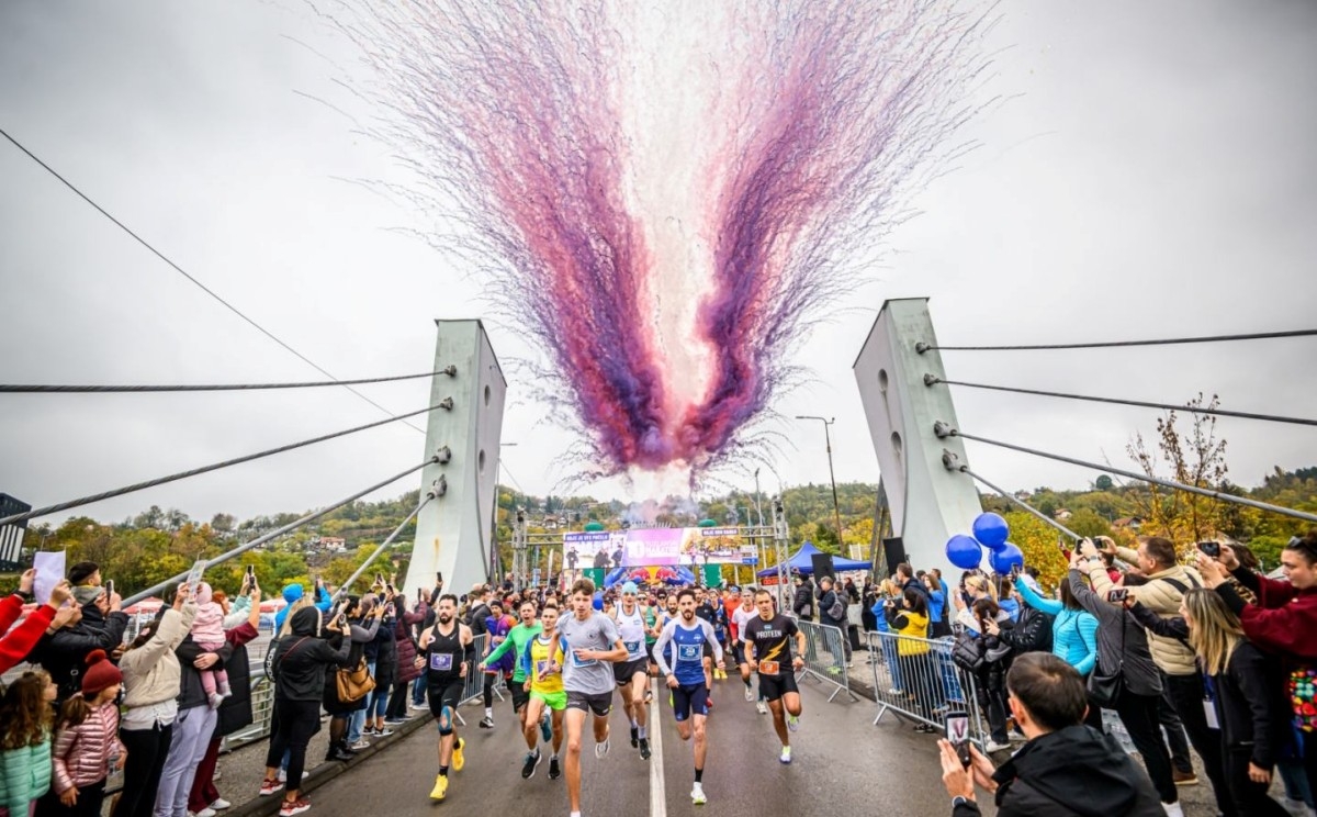 Trkači iz 17 zemalja istrčali jubilarni deseti Tuzlanski maraton
