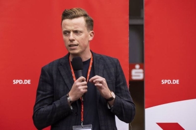 Njemački istražitelji pretresli ured i tri stana Adisa Ahmetovića