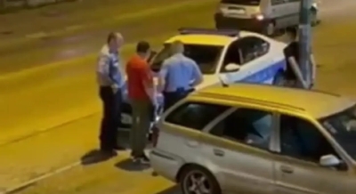 Muškarac sina vezao za stup u Banja Luci