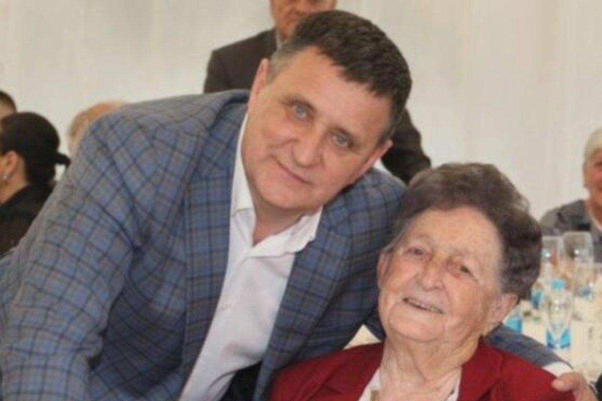 (FOTO) "Naši susreti su bili ispunjeni toplinom" Đajić se oglasio nakon SMRTI MIRE DODIK, porodici uputio ove riječi utjehe