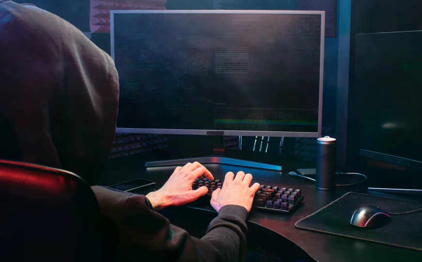 Lažni broj banke, e-mail partnera, SMS institucije: Stručnjak objašnjava kako funkcioniše spoofing