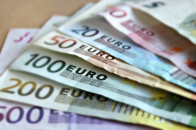 Konobar na Jadranu poludio kada je vidio koliki bakšiš je dobio na račun od 383 eura, ali to mu je bio tek početak