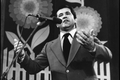 HOMAGE VELIKANU SEVDALINKE: Festival 'Baščaršijske noći' večeras zatvara koncert sjećanja na Safeta Isovića