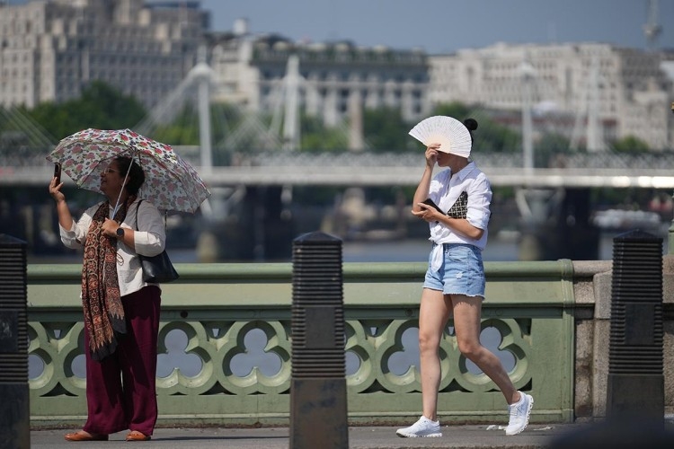 Toplotni talas u Evropi: Rekordi u Britaniji i Belgiji, Francuska uvodi krizni režim
