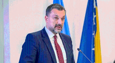 Konaković komentarisao sastanak Izetbegovića sa Kalabuhovim: Bošnjake svodi na vjersko pleme