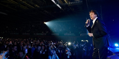 Zdravko Čolić publici priredio istinski spektakl na prvom od pet koncerata: "Hvala, Sarajevo ljubavi moja"