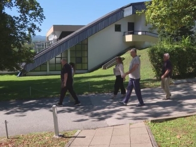 Predsjednik Srpske donirao za 30 logoraša banjsko liječenje (VIDEO)