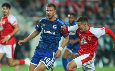 Edin Džeko ušao sa klupe pa zablistao: Dijamant zabio dva gola i asistirao u pobjedi Schalkea