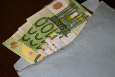 Njihove plaće su među najvišima, a nema ih dovoljno: Evo koliko zarađuju diljem Europe