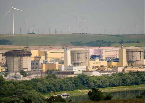 Vrućina napravila haos: Rumunija ugasila nuklearnu elektranu, Dunav ostao bez dovoljno vode