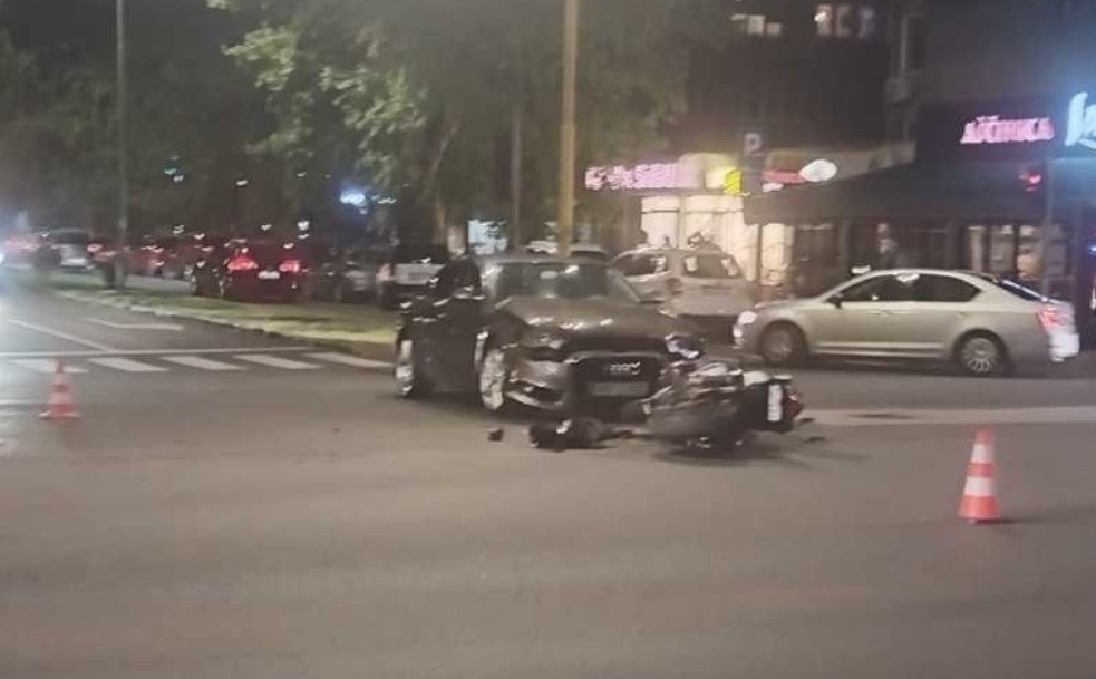 U saobraćajnoj nesreći u Tuzli povrijeđen motociklista
