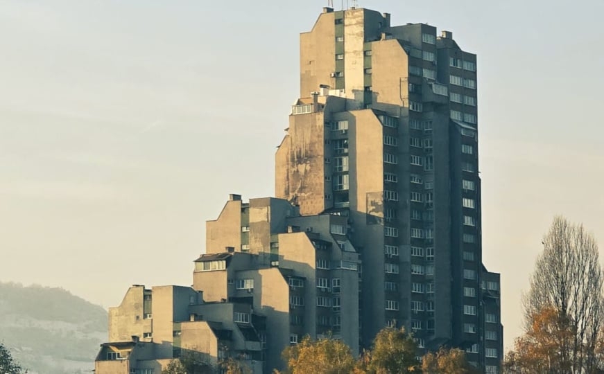 Zbog dojava o bombama škole u Zenici prelaze na "online nastavu"