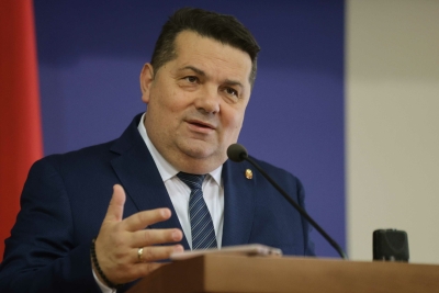 DANAS, MAJKO, ŽENIM SVOGA SINA Predsjednik Narodne skupštine Republike Srpske pripremio DERNEK