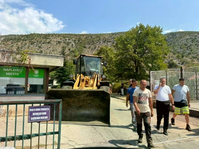 Haos u mostarskom "Komunalnom": Nakon 18 otkaza najavljen štrajk glađu, traži se smjena direktorice i odgovornost gradonačelnika