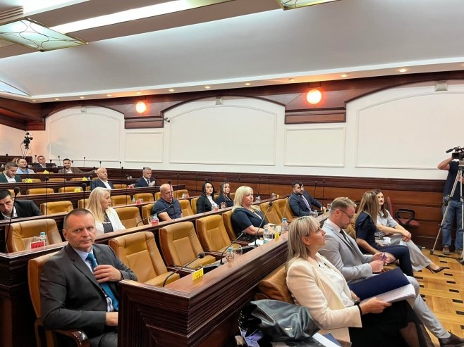 Banjaluka: Nastavljena vanredna sjednica Skupštine grada