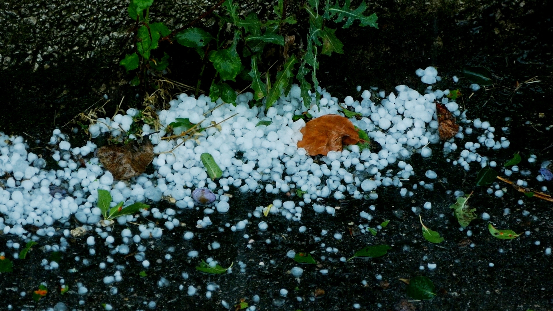 Snažno nevrijeme praćeno gradom zahvatilo Višegrad