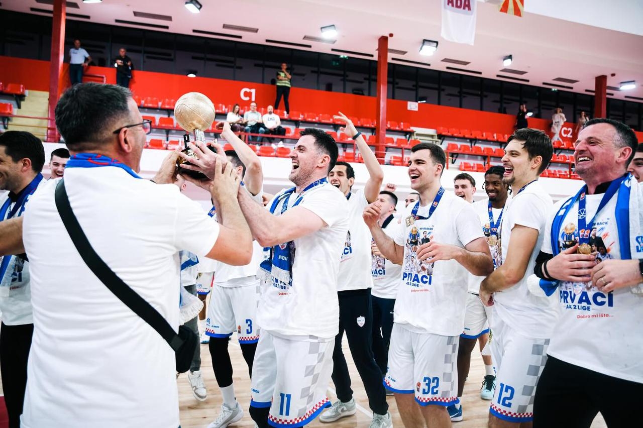 ŠIROKI BRIJEG GORI OVOG ČETVRTKA! Prva ABA liga vratila se u "Grad na gori"!