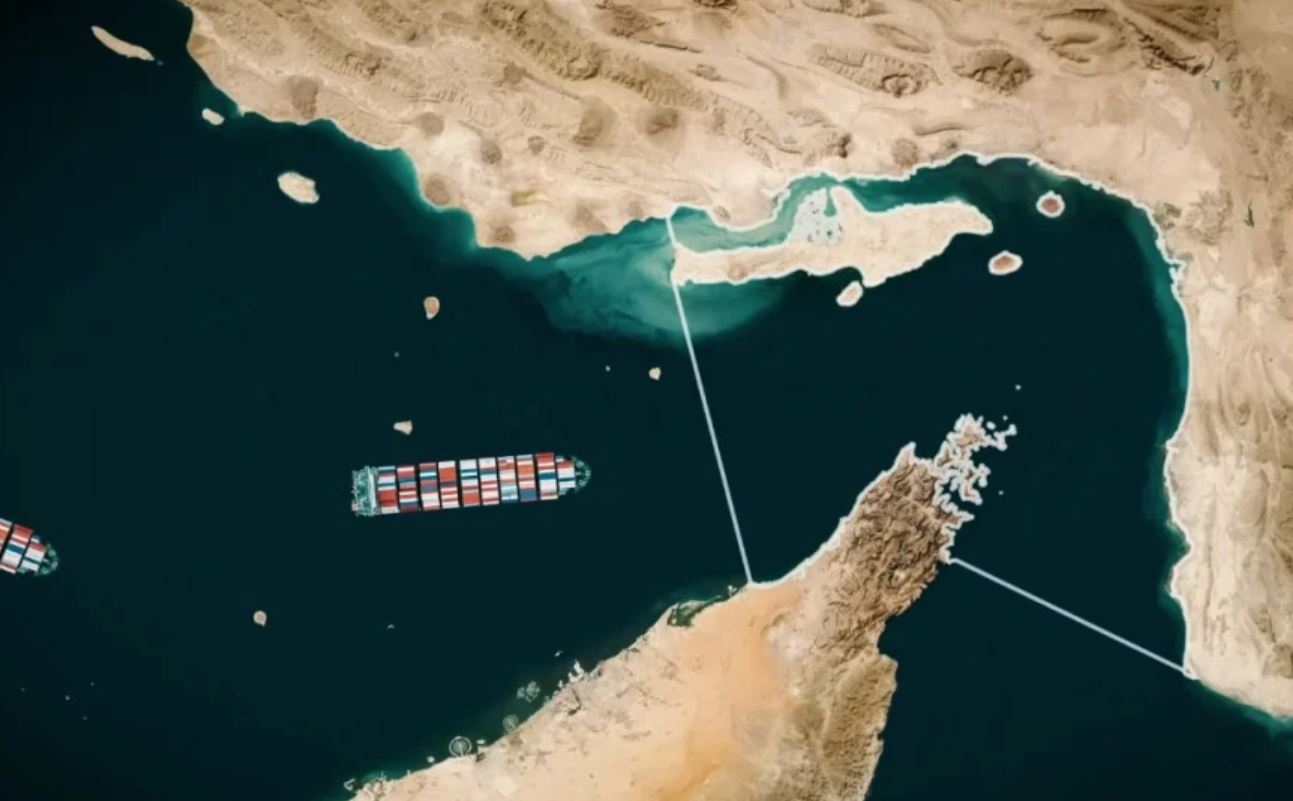 Ništa od američke blokade? Četiri broda povezana s Iranom prošla kroz Hormuški moreuz