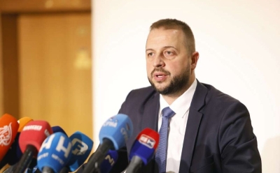 Nešković: Privremeno ukinuti akcize na gorivo, građani ne smiju plaćati cijenu nesposobnosti vlasti