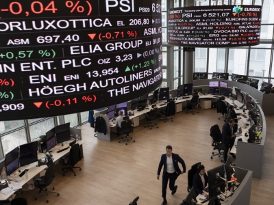 S&P 500 suočen s najvećim jazom od dot-com balona: Može li AI opravdati očekivanja