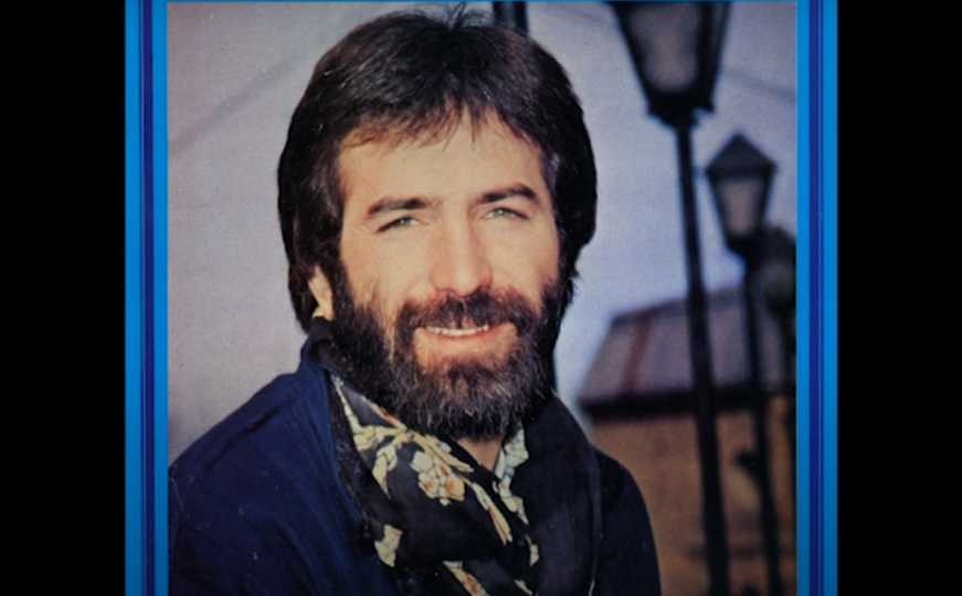 Bezvremenski hit Vajte i pjesma dana: "Dao bih ruku al' neko reče Azra je nevjerna"