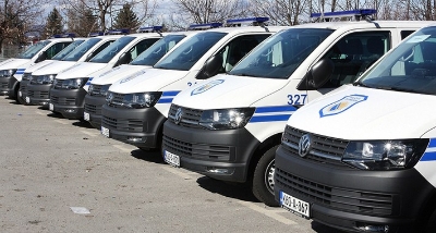 Skandal na granici: Službeni kombi Granične policije BiH zaustavljen u Hrvatskoj, prevozio namještaj