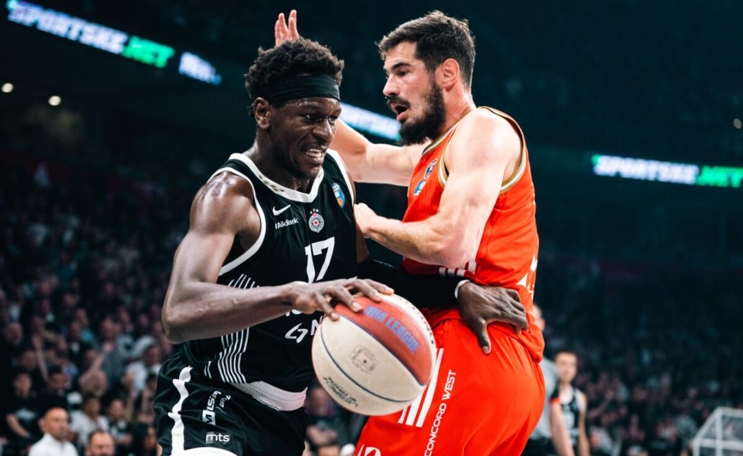 Partizan imao +16, pa jedva preživio nalet Zvezde