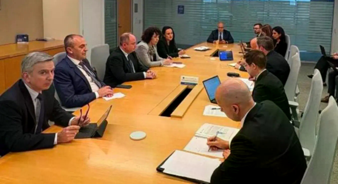 Похваљени успјеси Српске на међународном тржишту капитала