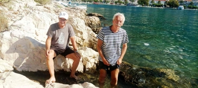 ZELENI ČAJ FADILA REDŽIĆA: Ponovo sa najboljim bas gitaristom naših sjećanja u zabranjenu vodu makarske velike luke. Koliko će još trajati sjećanja na Indexe? (FOTO)