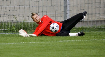 Ko je bio Aleksander Maninger: Legendarni čuvar mreže i najpouzdanija zamjena na golu evropskih velikana