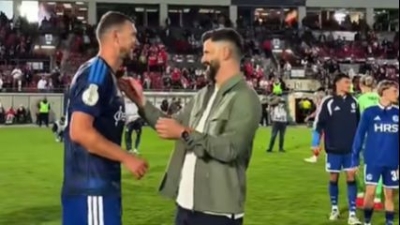 Video / Miron Muslić nakon meča prišao Edinu Džeki: Pogledajte kako su proslavili pobjedu
