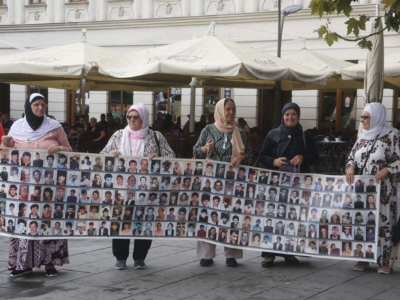 Majke Srebrenice traže stroge kazne: Dok tražimo kosti najmilijih, oni veličaju zločinca...