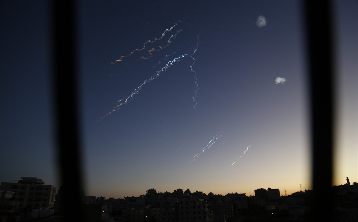 Iran ispalio balističke rakete prema Izraelu