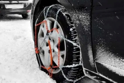 VAŽNO UPOZORENJE ZA VOZAČE U BiH: Od 1. novembra stupaju na snagu nova pravila, pogledajte kolike su kazne i šta morate imati u automobilu