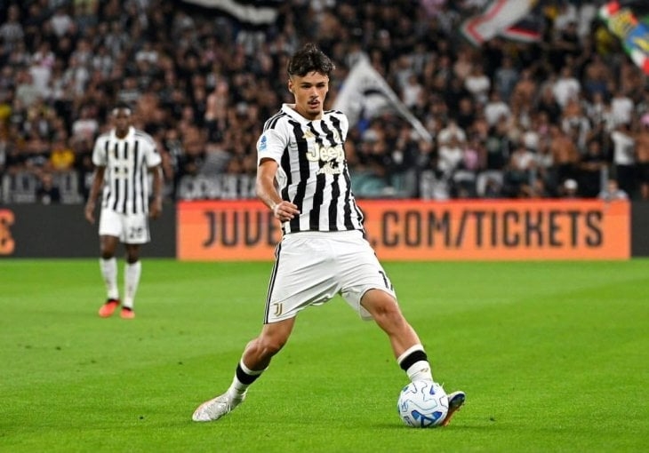 Spalletti otkrio gdje vidi Alajbegovića u Juventusu: Bh. dragulj mogao bi dobiti novu ulogu!