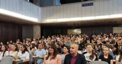 Za 304 odlična maturanta u Doboju po 100 KM
