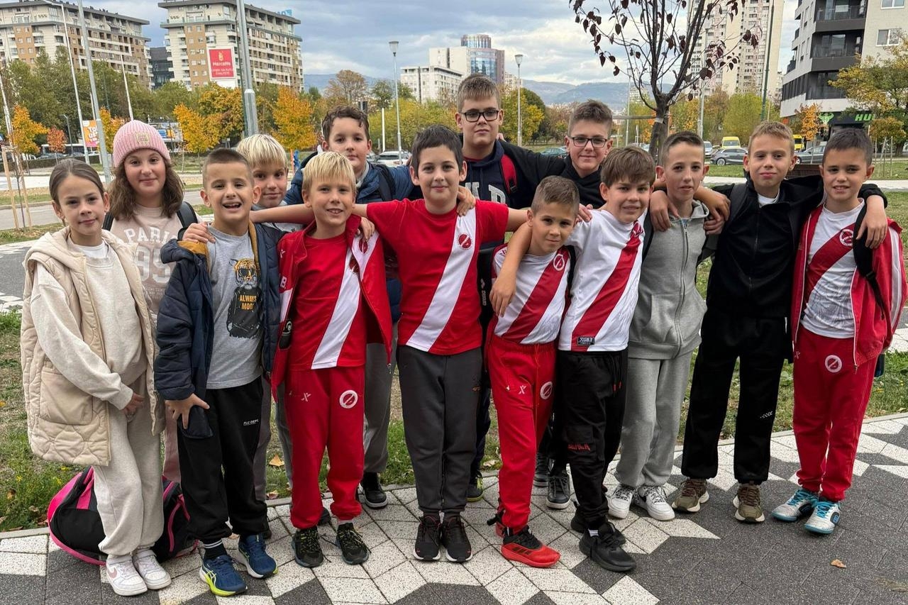 I najmlađi plivači Zrinjskog osvajaju medalje, mnogima je ovo bilo prvo natjecateljsko iskustvo