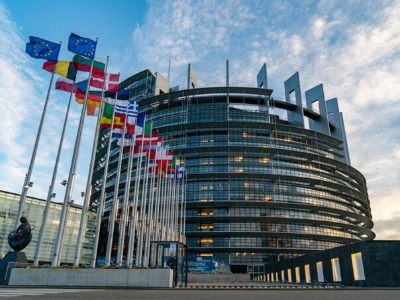 EU odobrila sporazum sa SAD-om, ali vrata ostala otvorena za sankcije