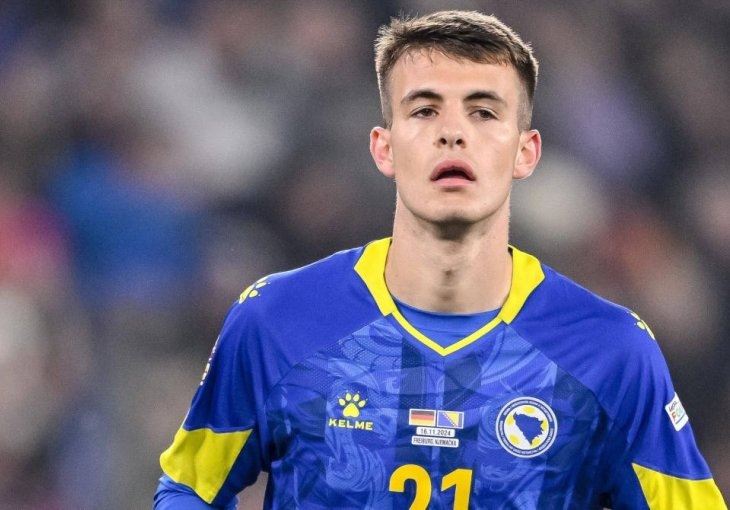 Samed Baždar potpisuje za novi klub i zadužuje kultnu "devetku"