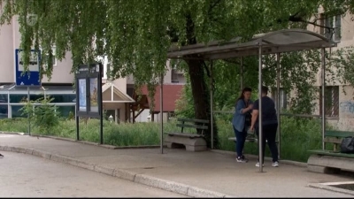 VIDEO Turisti u Konjicu kolodvor traže preko Googlea, građani godinama čekaju pod nadstrešnicom