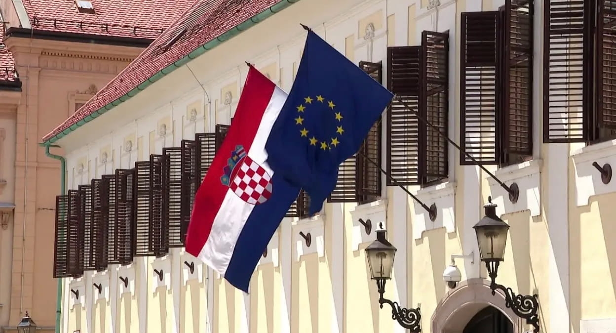 HSP BiH traži zabranu petokrake, dok ustaški simboli i dalje prolaze bez osude