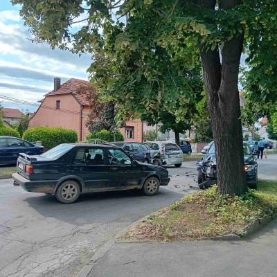 Bijeljina: Sudar četiri automobila, ima povrijeđenih (FOTO)