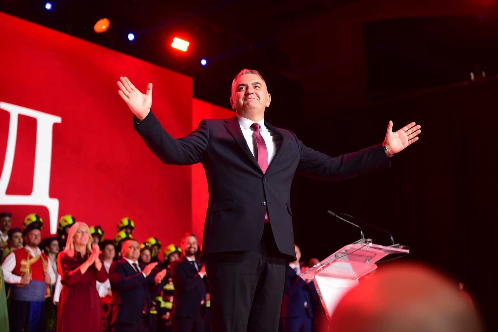 (FOTO) "Uradili smo sve za Republiku Srpsku i njene interese" Minić naglasio da Milorad Dodik kao vođa jedini ima smisao i dar