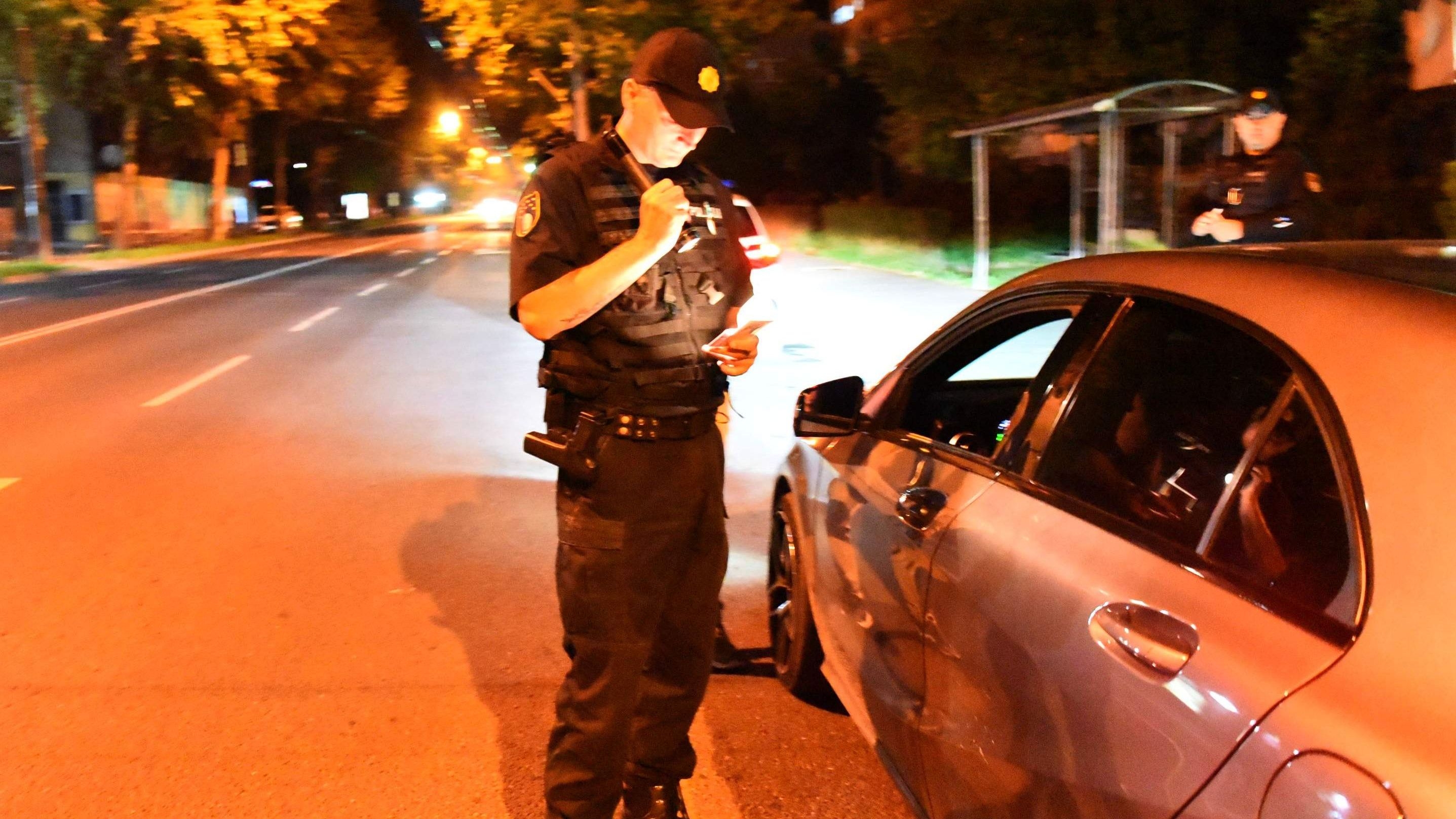 Haos na sarajevskim ulicama: 22 pijana vozača, bilo i droge, četvero povrijeđenih
