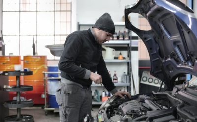 Poznati mehaničar upozorio na grešku pri servisu automobila: 'Ovo nemojte raditi bez razloga'