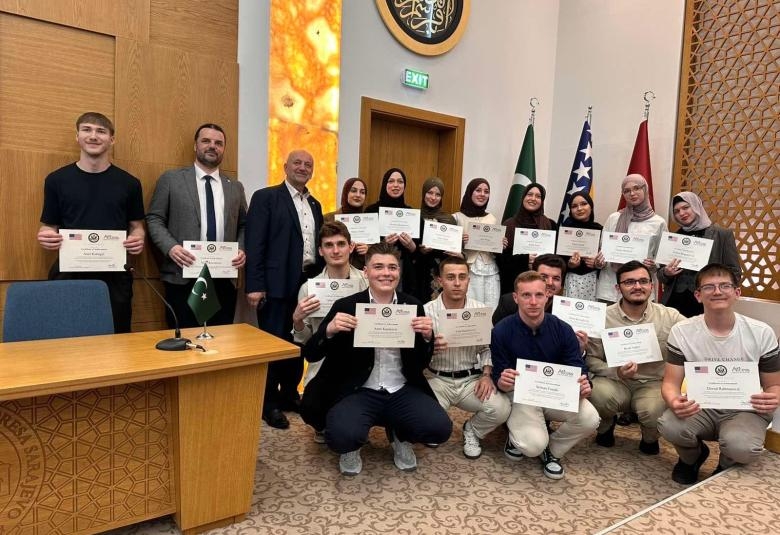 Učenici Cazinske medrese među najboljima: Dodijeljeni certifikati Access programa u Sarajevu