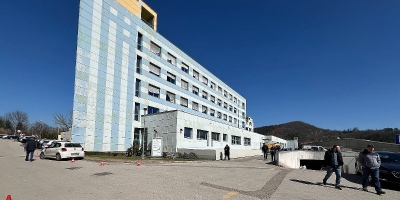 Cijene lijekova za UKC Tuzla na aukciji pale i do 86 posto, ugovori vrijedni 3,31 milion KM