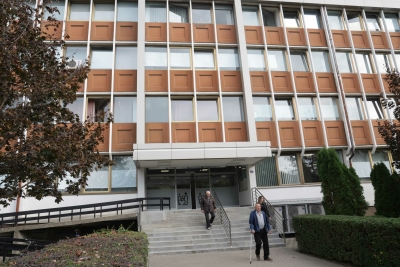 Iz FZO RS stiže upozorenje: Skoro 10.000 penzionera od 1. maja ostaje bez osiguranja, a ovo je razlog