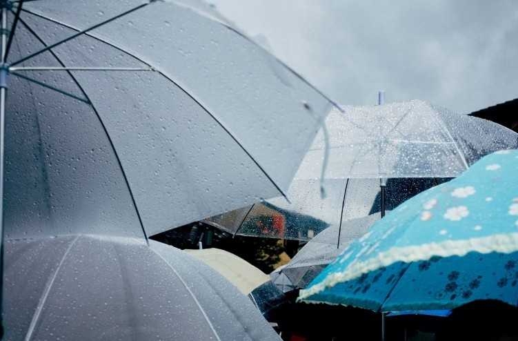 Pripremite kišobrane: Meteorolozi najavili pljuskove i grmljavinu