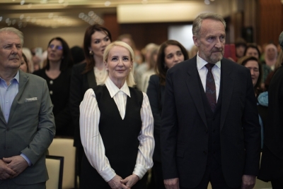 IZETBEGOVIĆ SA SKUPA ŽENA SDA POSLAO BRUTALNU PORUKU: 'Bošnjaci su izbačeni iz vlasti i poniženi, Trojka nas vodi u živo blato, moramo ih srušiti u oktobru!'